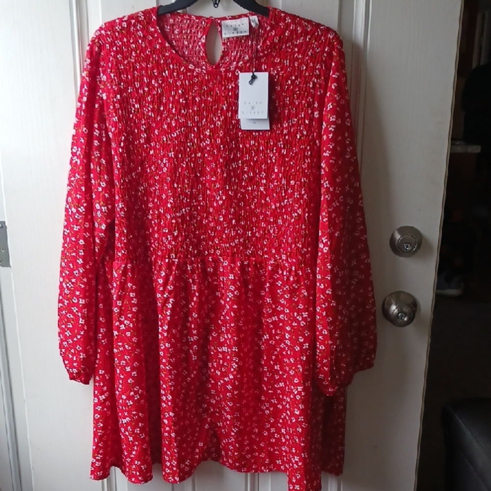 ***Daisy Street Stretchy Red Floral Smocked Tunic Top Plus Size 6X - NWT